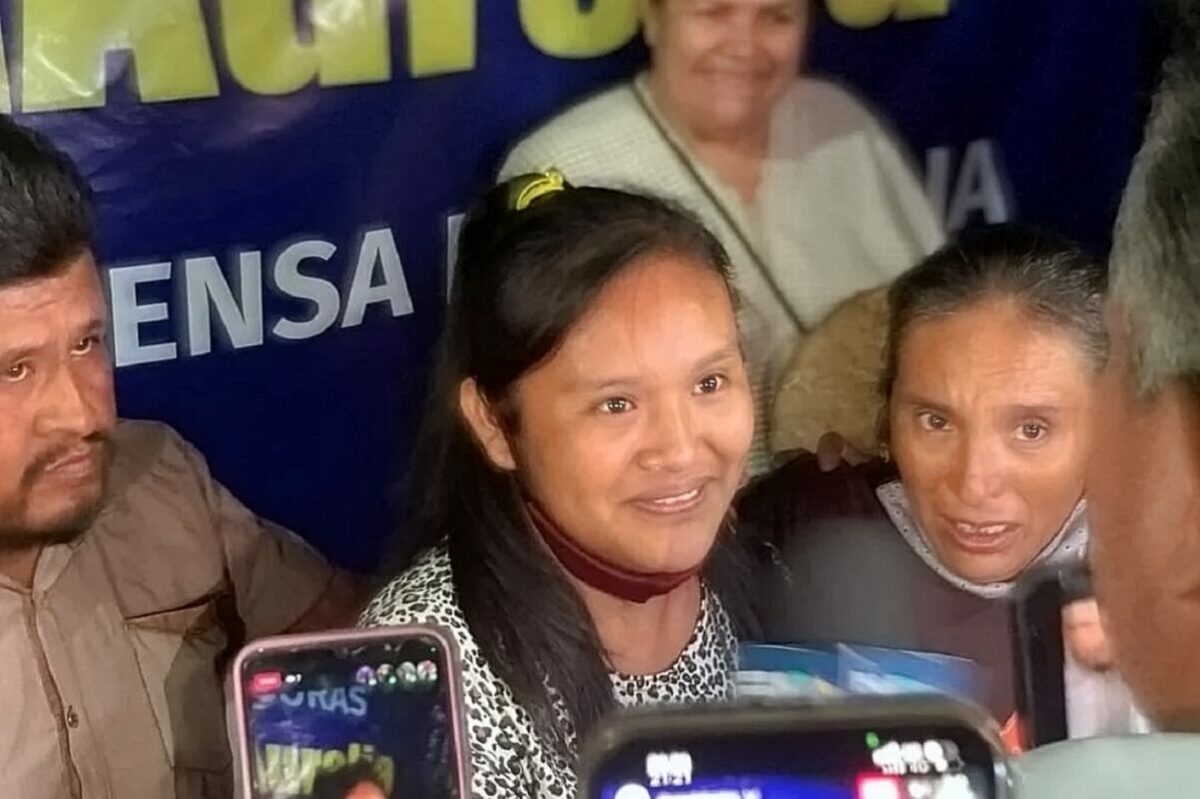 Liberan a indígena Aurelia García, presa por abortar Radio Turquesa